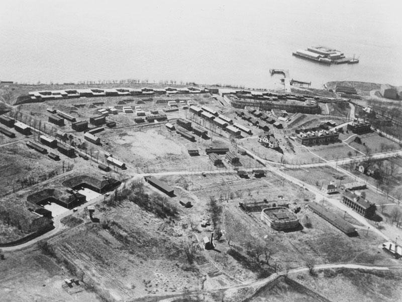 A black and white photograph of the Harbor Defense Museum.